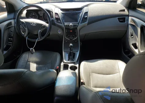 2016 Hyundai Elantra Se z USA, uszkodzony, nr VIN 5NPDH4AE5GH661936